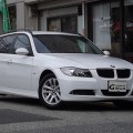 BMW/3シリーズ 320iツーリング/ディーラー車　ナビ付 入庫
